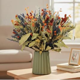 Arranjo De Flores Desidratadas Em Vaso Cerâmica Verde Oliva