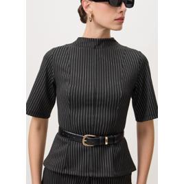 Blusa com Estampa Risca de Giz e Recortes Estruturados Preto