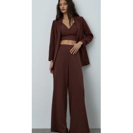 Calça Pantalona Alfaiatada com Cós e Pregas Marrom