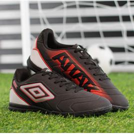 Chuteira Umbro Masculina Society Domínio Bola Leve E Moderna