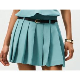Short Saia Alfaiatado com Cinto de PU e Textura Plissada Vinho