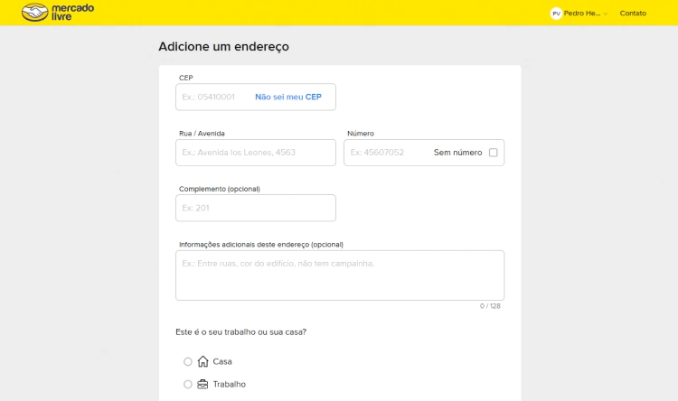 Tela para inserção de novo endereço, contendo campos para CEP, rua, número e informações adicionais.