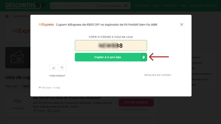 Janela pop-up em site de cupons exibindo código promocional AliExpress com botão “Copiar e ir pra loja”.