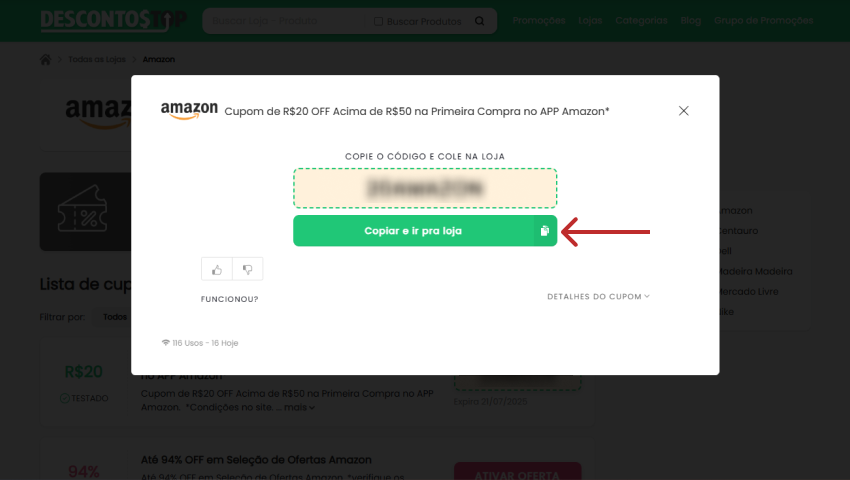 Tela do site DescontosTop exibindo um cupom de R$20 de desconto na primeira compra no app da Amazon, com botão verde para copiar o código e ir para a loja.