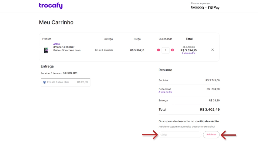 Tela do carrinho de compras da Trocafy mostrando um iPhone 14 de 256GB "Sou como novo" por R$ 3.374,10 com opção de inserir cupom de desconto no campo localizado abaixo do resumo da compra.