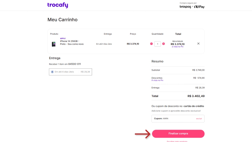Página do carrinho da Trocafy com cupom aplicado, exibindo o botão “Finalizar compra” em destaque na parte inferior.