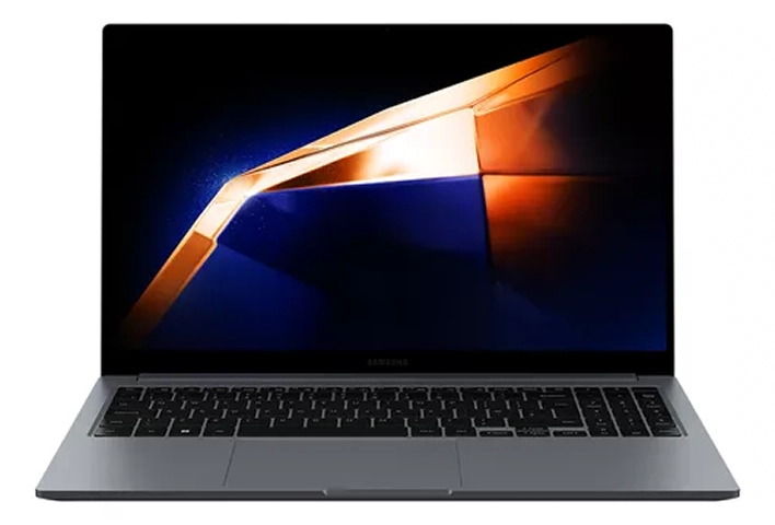 Imagem de um notebook Samsung Galaxy Book 4 com design moderno, tela grande e teclado confortável, ideal para estudar e se entreter com alta performance.