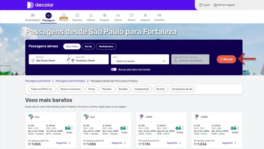 Tela do site de passagens aéreas de São Paulo para Fortaleza, com opções de busca por datas, preços e aeroportos, destacando passagens mais baratas.