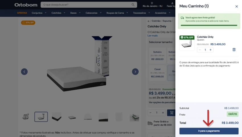 Carrinho de compras da Ortobom aberto com o colchão Only adicionado, exibindo o total da compra e o botão “Ir para o pagamento” indicado por uma seta vermelha.