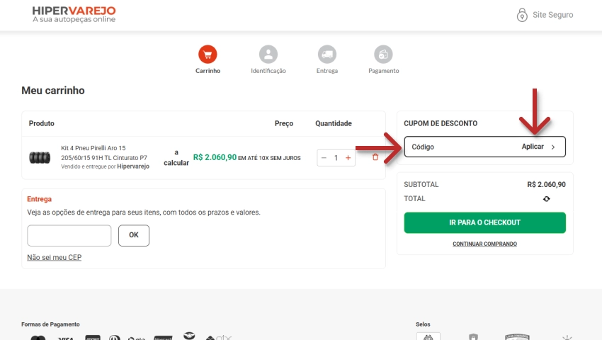 Instruções visuais de como aplicar o cupom de desconto Hipervarejo ao entrar no carrinho de compras, destacando o campo para inserir o código e o botão de aplicar.